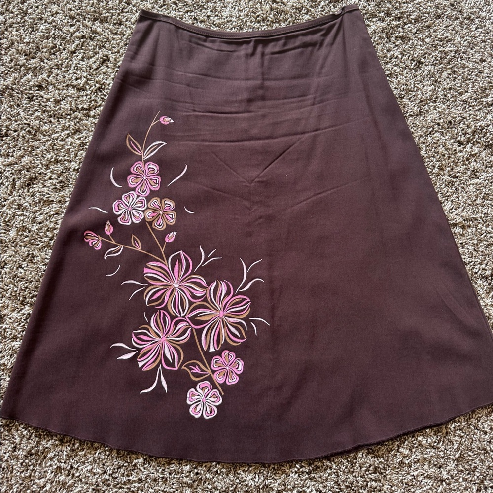 women’s brown skirt with flowers